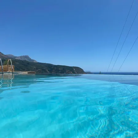 Vila Lovely 3-Bed Villa Private Pool In Agios Nikolaos