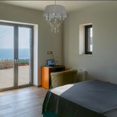 Villa Lovely 3-Bed Villa Private Pool In Agios Nikolaos *